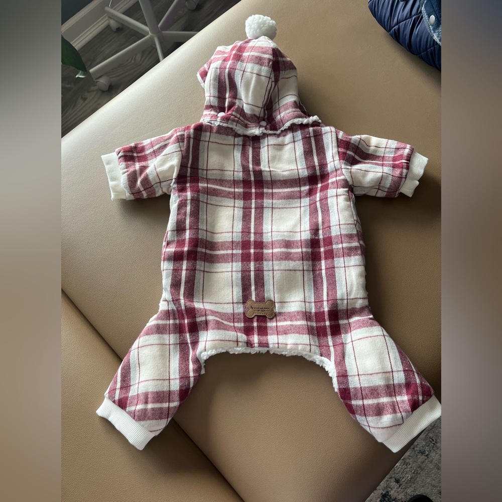 Koolabura M size dog suit!